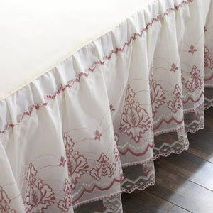 Create a Romantic Oasis with our Bloom Pattern Solid Color Bed Skirt - Non-Slip Dust Ruffle for Queen Size Bedspread - Luxurious Bed Skirt for a Stylish Bedroom