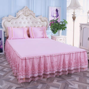 Create a Romantic Oasis with our Bloom Pattern Solid Color Bed Skirt - Non-Slip Dust Ruffle for Queen Size Bedspread - Luxurious Bed Skirt for a Stylish Bedroom