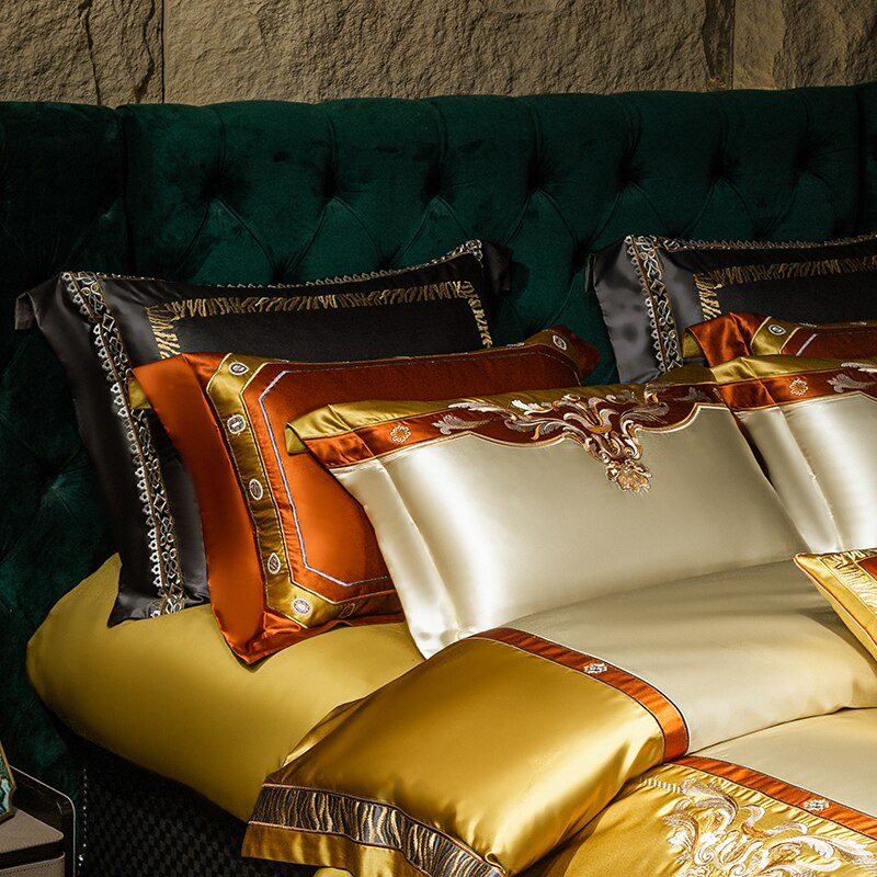 Silkly Comforter Cover Bed Set - 1400TC Cotton Duvet Cover Set with Luxury Embroidery - Exquisite Bedding Set including Bedspread, Flatsheet, and Pillowcase - Available in 4/6/10 Pieces