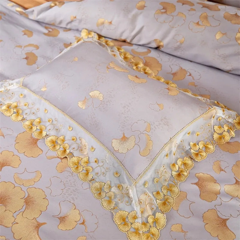 Exquisite Chic Golden Leaves Lace Duvet Cover Grey Luxury Satin Cotton Bedding Set – Elegant Bed Sheet, Quilt Cover, and Pillowcases Included – Available in Queen and King Sizes, 4Pcs for a Regal Night's Sleep!