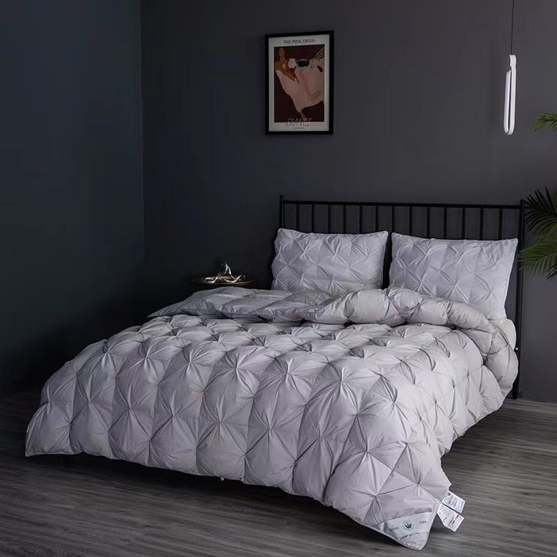 NEW Luxury White Goose Down Comforter Heavyweight Duvet - Double Bed Blanket Filler, Solid Color, Queen Size, Warm and Soft, Pinch Pleated Quilts for a Cozy Sleep Experience
