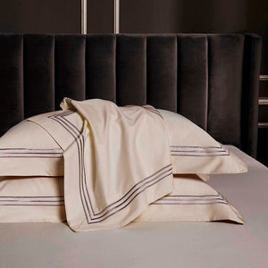 NEW Luxury Egyptian Cotton Bedding Set - Soft and Durable - Includes 1 Sheet and 2 Pillowcases - Queen/King Size - 4 Piece Set