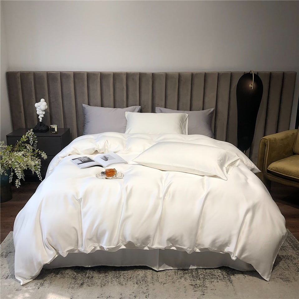 NEW Indulge in Pure Comfort and Elegance with our Luxury White 100% Silk Bedding Set - Available in Queen and King Size with Your Choice of Quilt Cover, Flat or Fitted Sheet, and Pillowcases Included